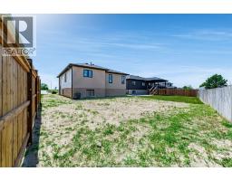 26 Hawthorne CRESCENT - 33