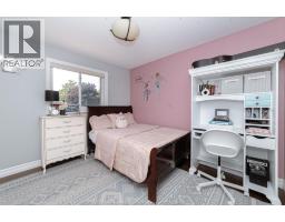 37 ANTONIO COURT - 13