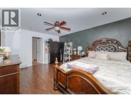 37 ANTONIO COURT - 17