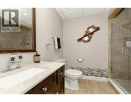 37 ANTONIO COURT - 19