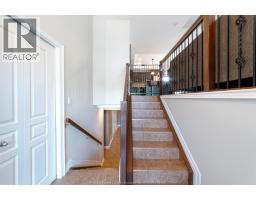 37 ANTONIO COURT - 6