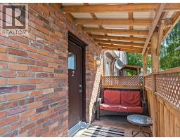 22 TAYLOR AVENUE - 30
