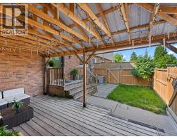 22 TAYLOR AVENUE - 41