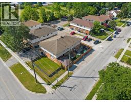 22 TAYLOR AVENUE - 43