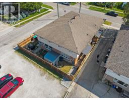 22 TAYLOR AVENUE - 47