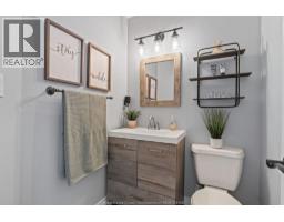 1364 COLONIAL CROSSING - 16