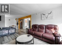 302 Summerset AVENUE - 5