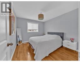 1045 CLOVER AVENUE - 14