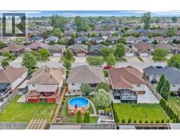 1045 CLOVER AVENUE - 4