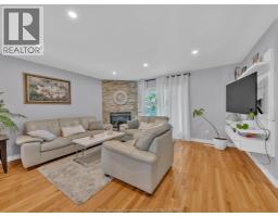 1045 CLOVER AVENUE - 6