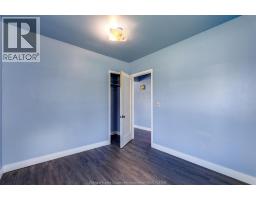 84 Robinson STREET - 11
