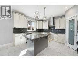 1581 ROCKPORT - 10