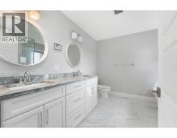 1581 ROCKPORT - 21