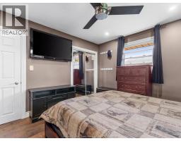 11 WARREN AVENUE - 14