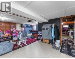 11 WARREN AVENUE - 18