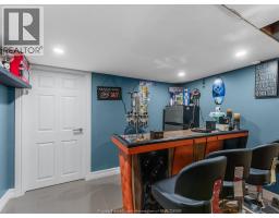 11 WARREN AVENUE - 21