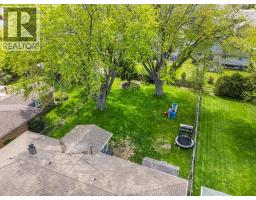 11 WARREN AVENUE - 28