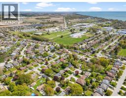 11 WARREN AVENUE - 33