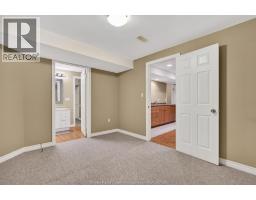 5 Leonard DRIVE - 25