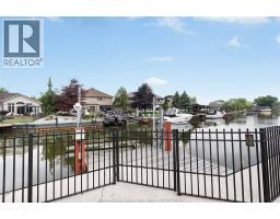 263 RUSSEL WOODS DRIVE - 33