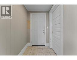 719 CHURCH - 5