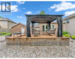 4278 CASGRAIN DRIVE - 41