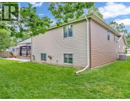 4278 CASGRAIN DRIVE - 44