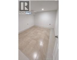 3740 DOMINION - 18