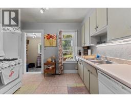 1510 ELSMERE AVENUE - 11