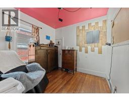 1510 ELSMERE AVENUE - 19