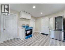88 LORNE - 17