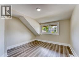 88 LORNE - 18
