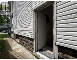 1024 WINDSOR AVENUE - 22
