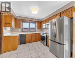 424 LAPORTE AVENUE - 15