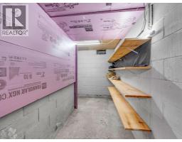 424 LAPORTE AVENUE - 29