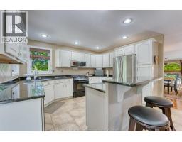 3898 NORTHWAY AVENUE - 11