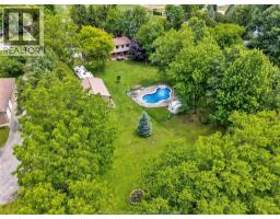 425 COUNTY RD 34 West - 44