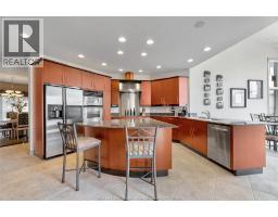30 EMERALD LANE - 14