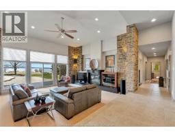 30 EMERALD LANE - 6