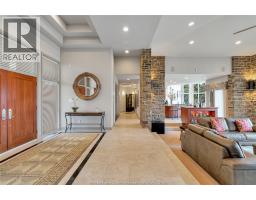 30 EMERALD LANE - 8