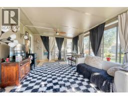 317 PARKSIDE DRIVE - 33