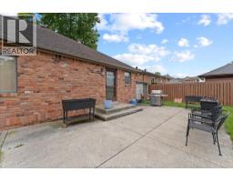 2198 SUZANNE STREET - 36
