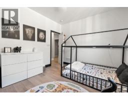 25 WOODLAND ST - 19