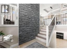 25 WOODLAND ST - 2