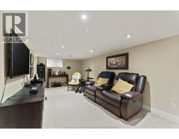 2563 MELDRUM - 23