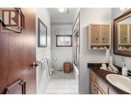 29 Alderton STREET - 28