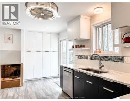 276 FAIRWAY CRESCENT - 17