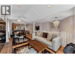 4238 SHARON - 13