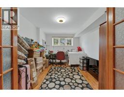 4238 SHARON - 30