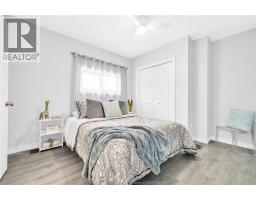 1209 CURRY AVENUE - 21